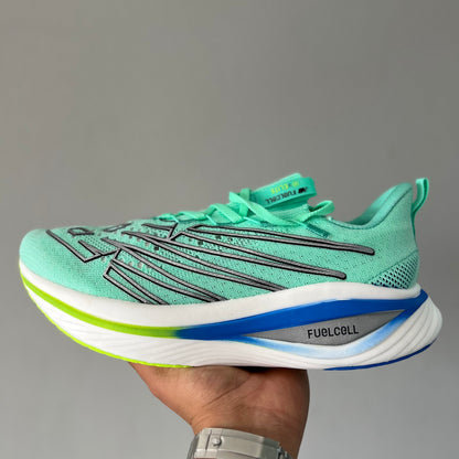 NEW BALANCE ÉLITE V3