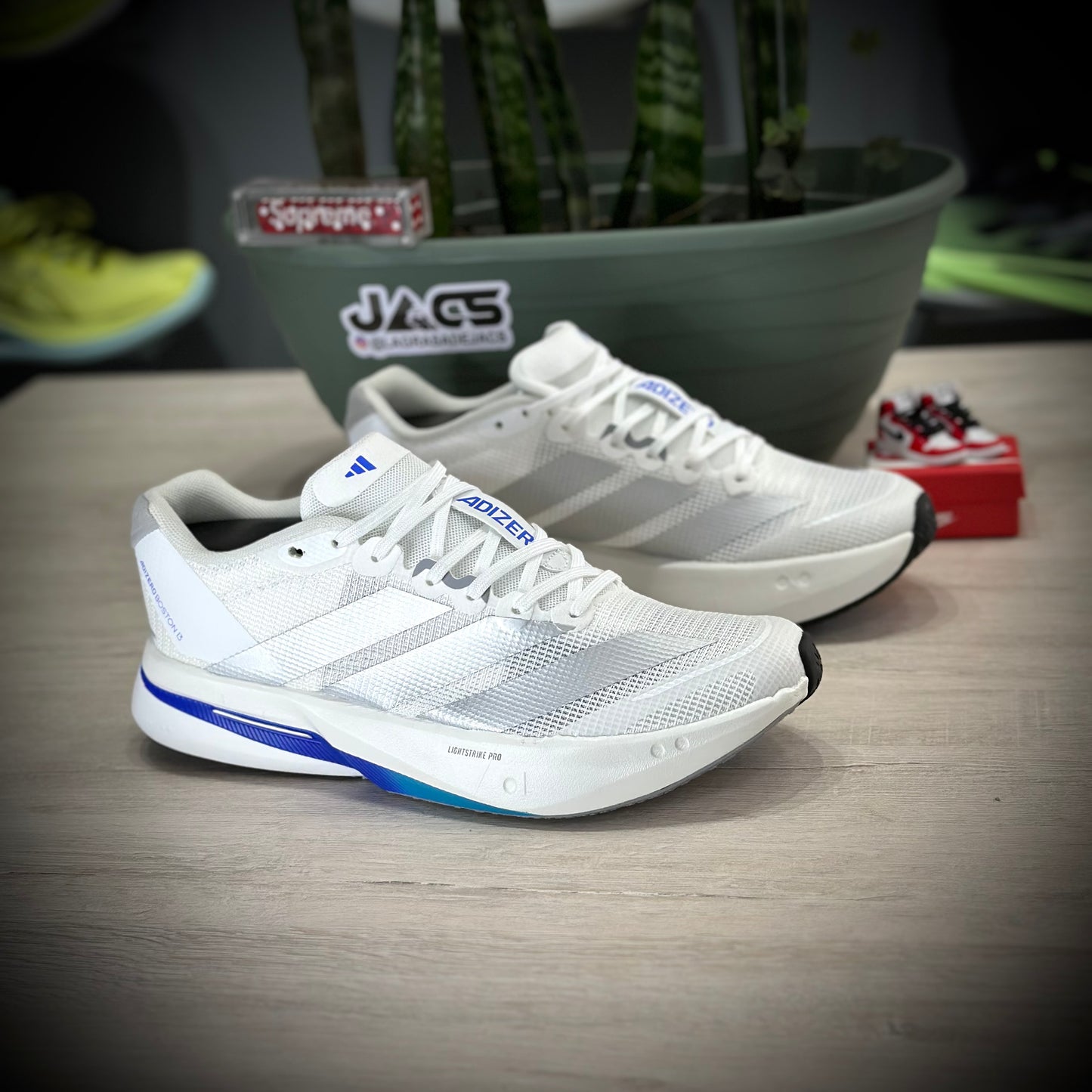 ADIZERO BOSTON 13