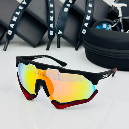 OAKLEY