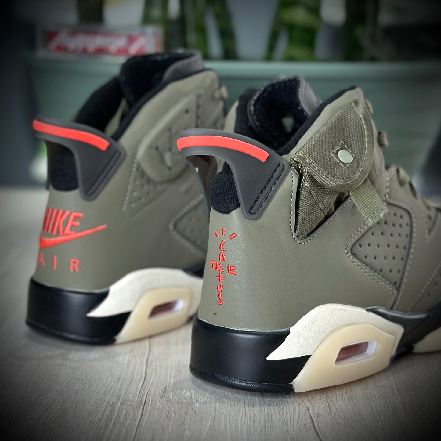 JORDAN 6 TRAVIS SCOT