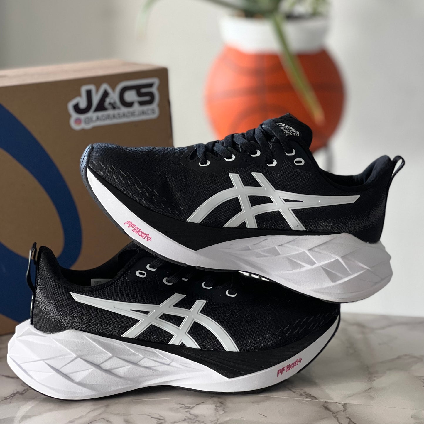 ASICS NOVABLAST 4 BLACK