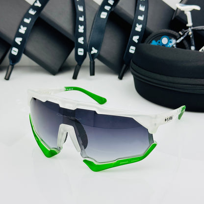 OAKLEY