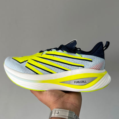 NEW BALANCE ÉLITE V3