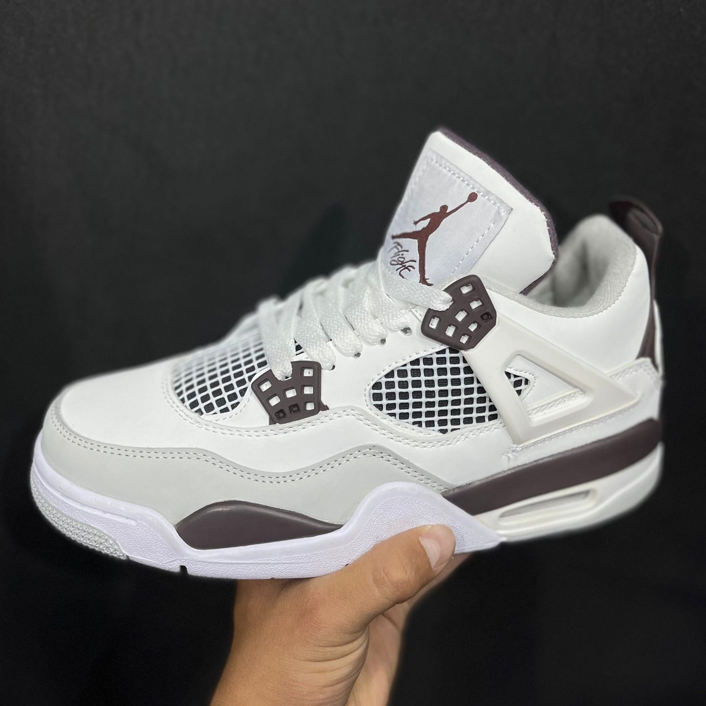 JORDAN RETRO 4
