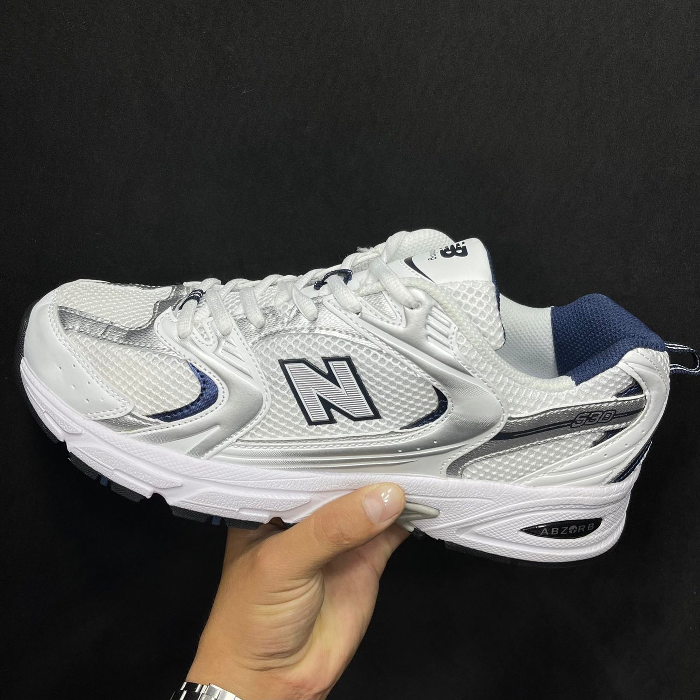 NEW BALANCE 530