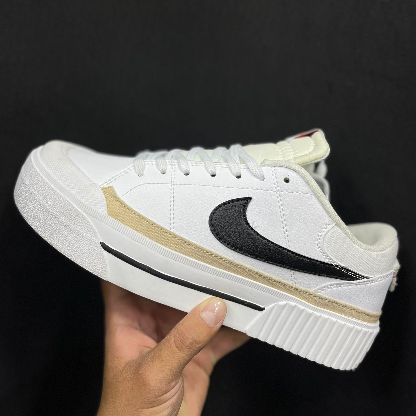 NIKE BLAZER LOW PLATAFORMA