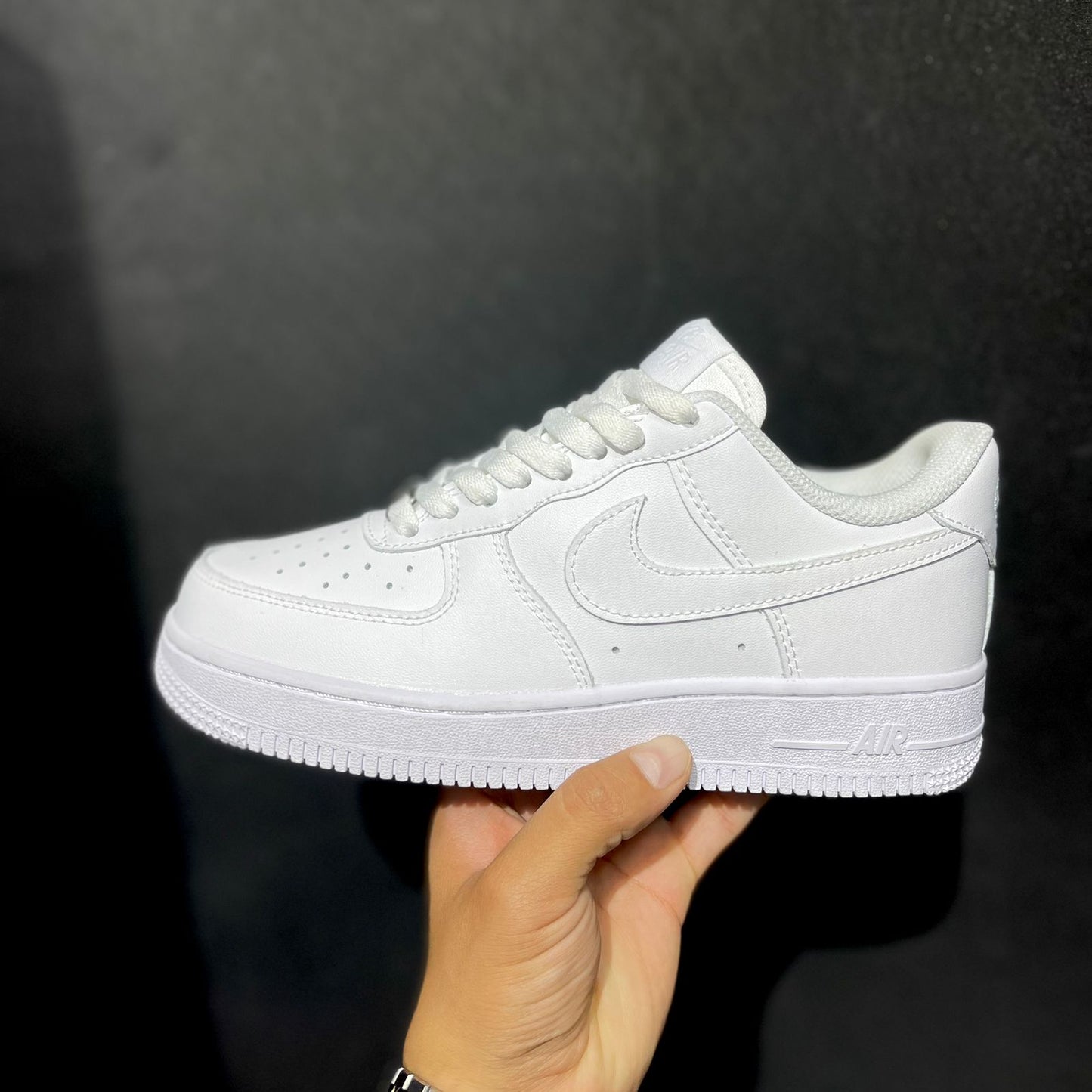 NIKE FORCE ONE