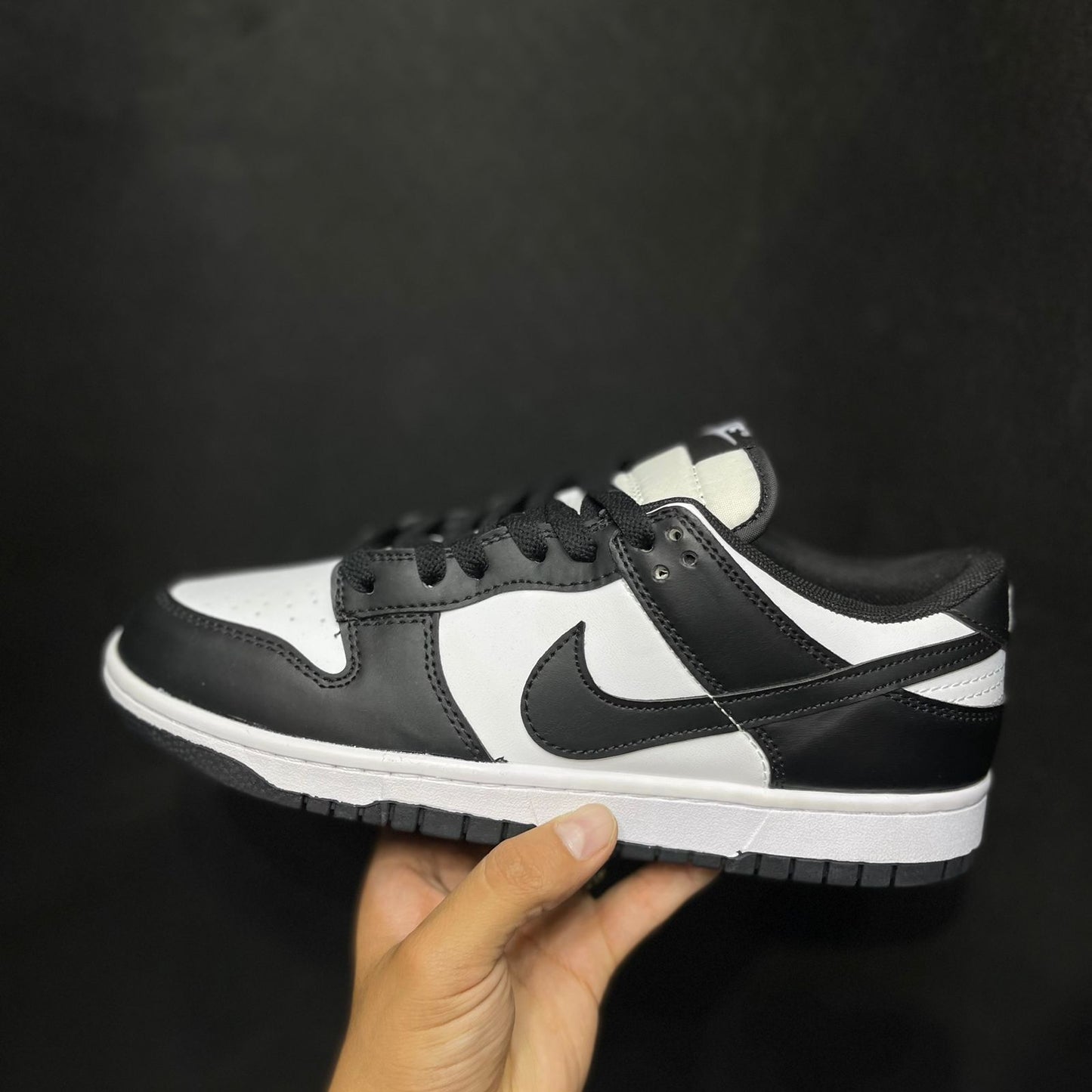 NIKE SB PANDA